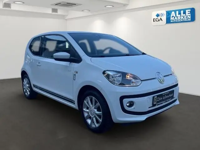 Photo 1 : Volkswagen Up! 2015 Petrol