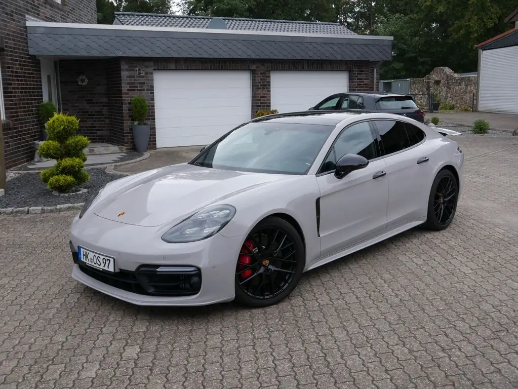 Photo 1 : Porsche Panamera 2019 Essence