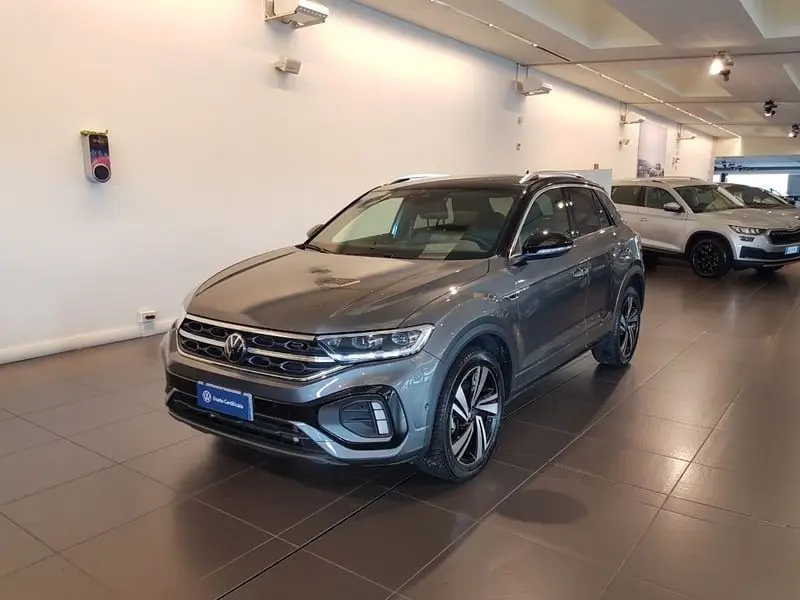 Photo 1 : Volkswagen T-roc 2022 Petrol