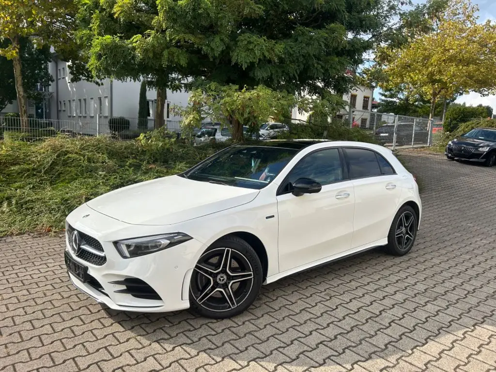 Photo 1 : Mercedes-benz Classe A 2021 Hybrid