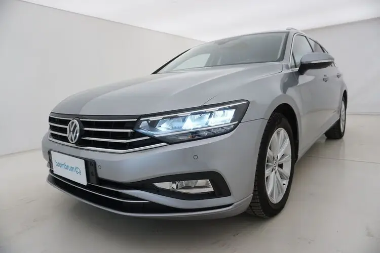 Photo 1 : Volkswagen Passat 2020 Diesel