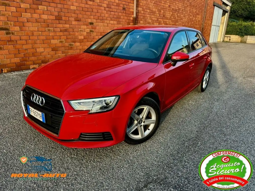 Photo 1 : Audi A3 2018 Diesel