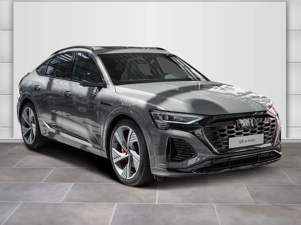 Photo 1 : Audi Q8 2024 Not specified