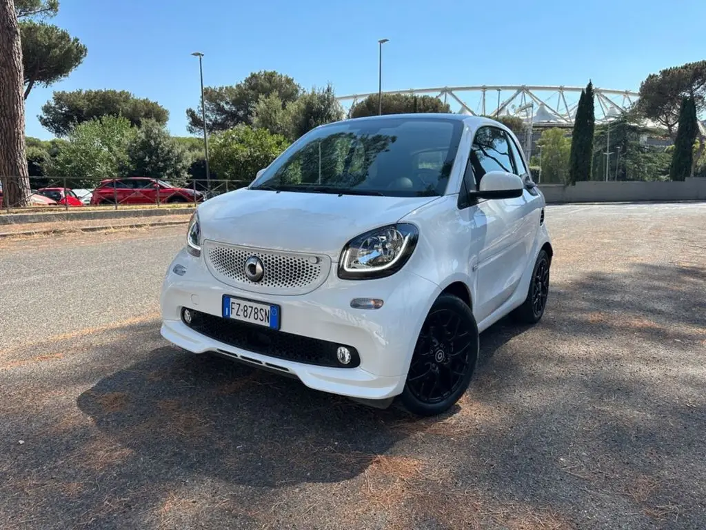 Photo 1 : Smart Fortwo 2019 Petrol