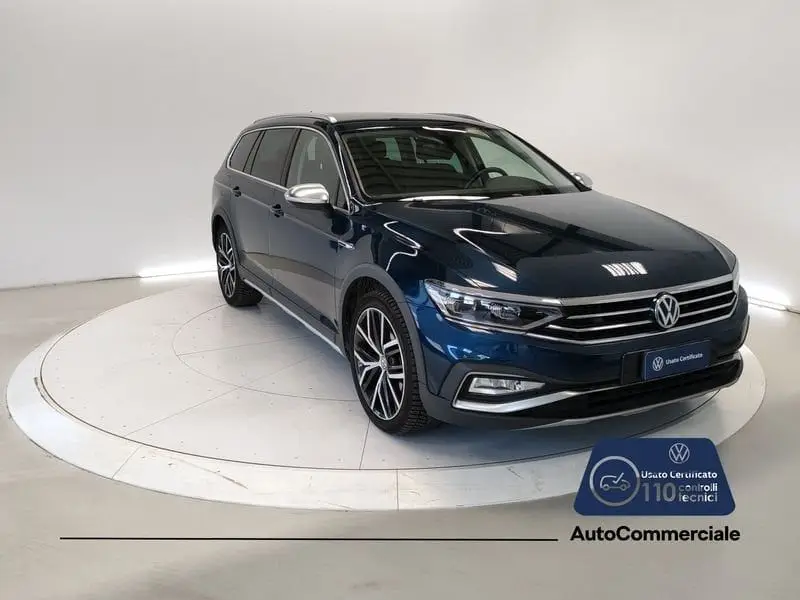 Photo 1 : Volkswagen Passat 2021 Diesel