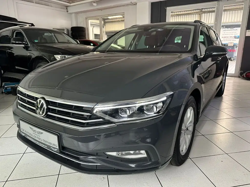 Photo 1 : Volkswagen Passat 2020 Diesel