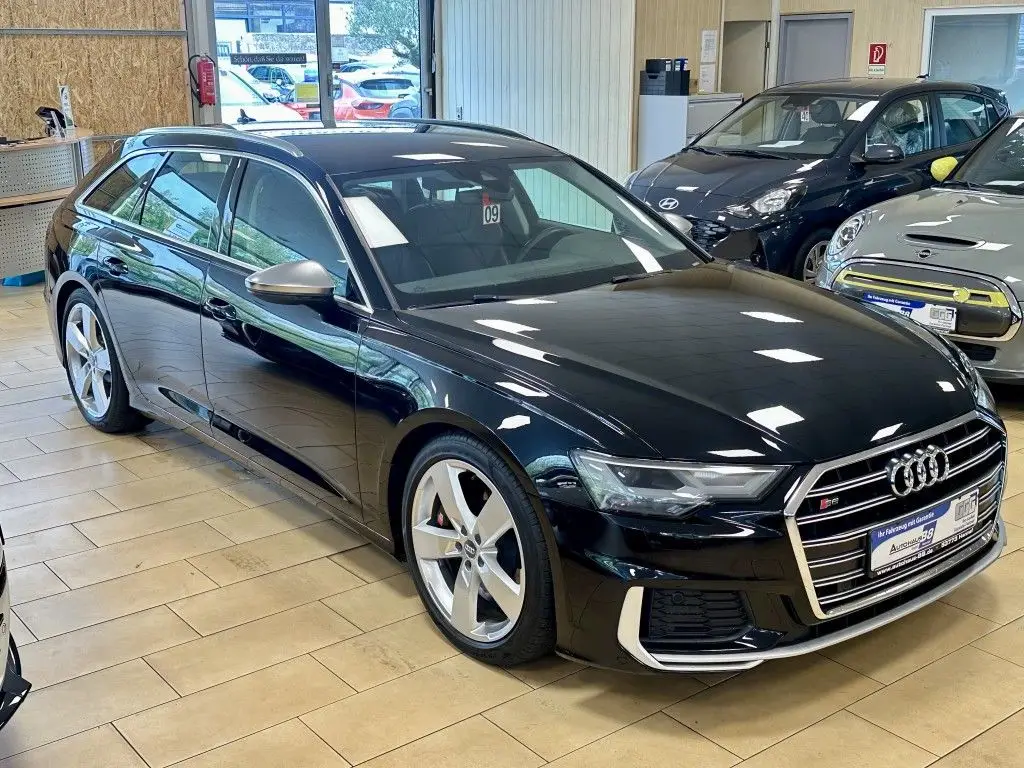 Photo 1 : Audi S6 2019 Hybride