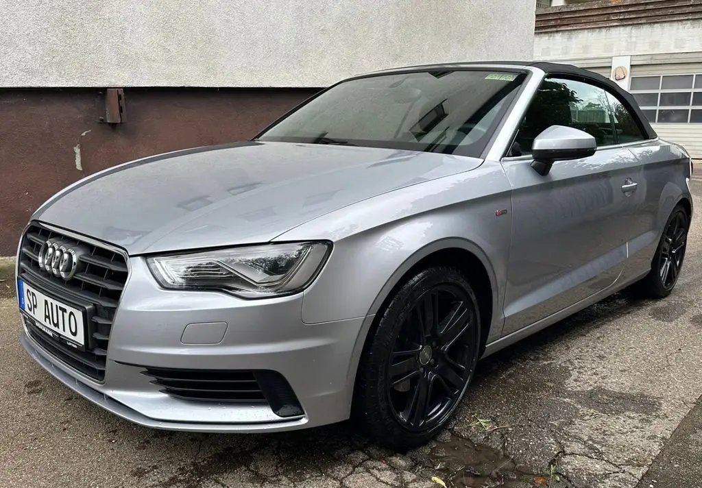 Photo 1 : Audi A3 2015 Petrol