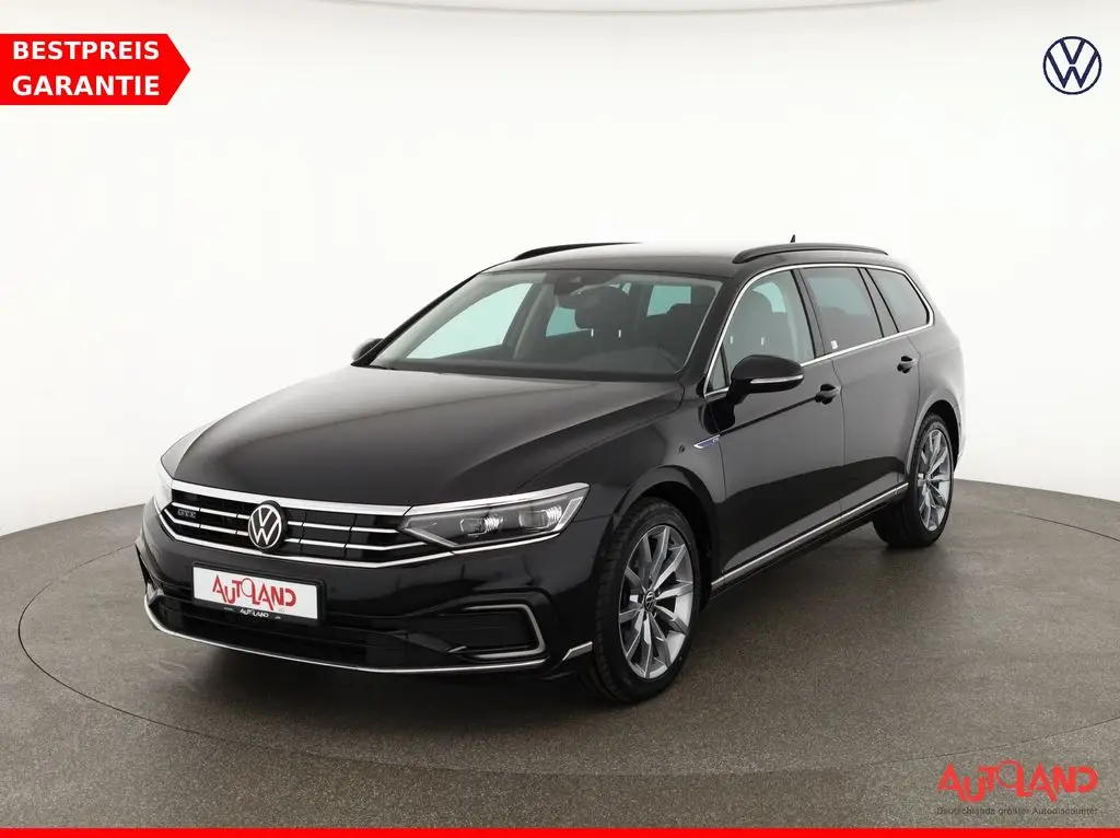 Photo 1 : Volkswagen Passat 2020 Hybride