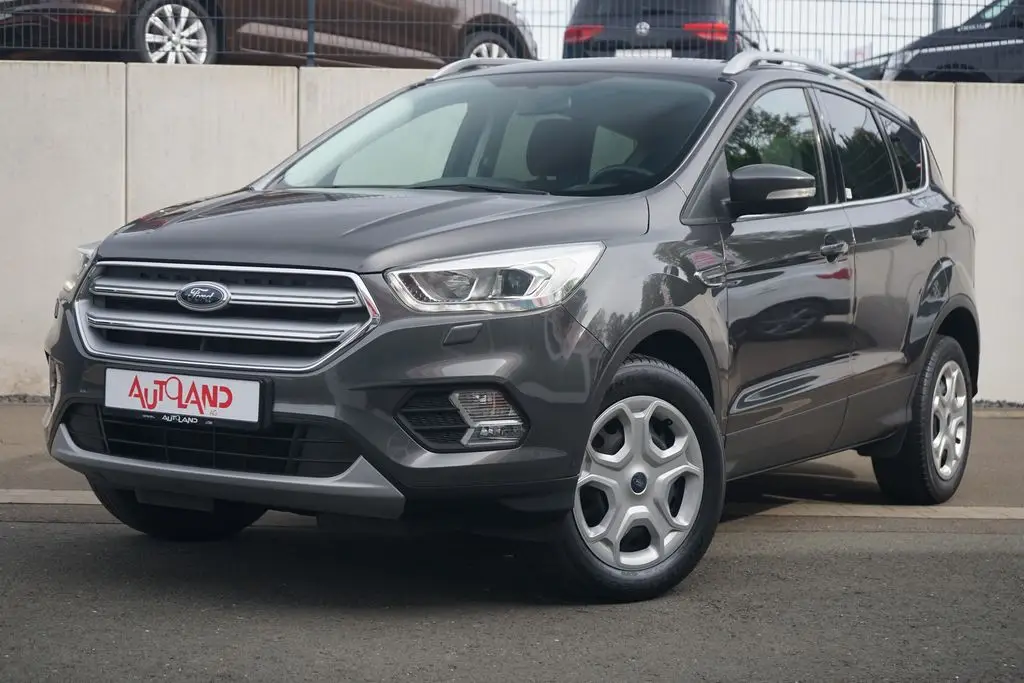 Photo 1 : Ford Kuga 2017 Petrol