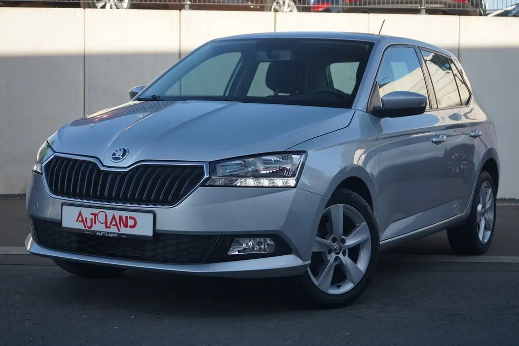 Photo 1 : Skoda Fabia 2020 Essence