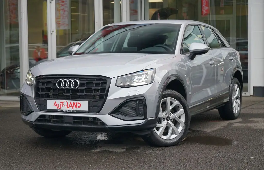 Photo 1 : Audi Q2 2023 Diesel