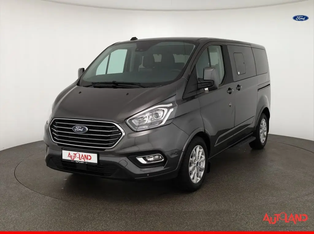 Photo 1 : Ford Tourneo 2023 Diesel