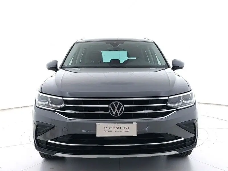 Photo 1 : Volkswagen Tiguan 2022 Others