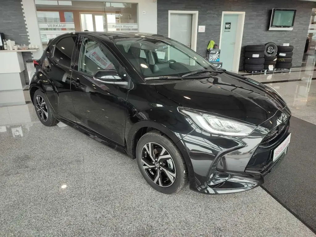 Photo 1 : Toyota Yaris 2024 Essence