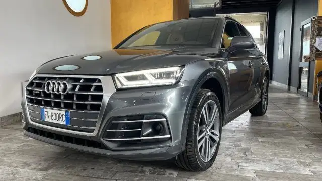 Photo 1 : Audi Q5 2019 Diesel