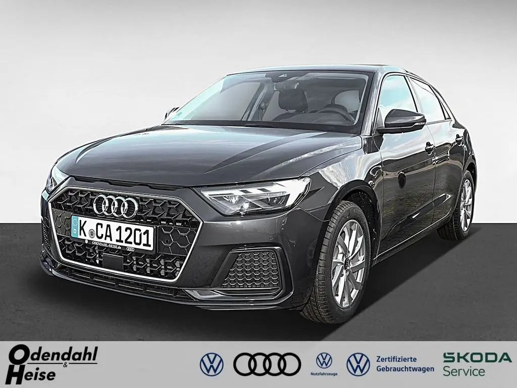 Photo 1 : Audi A1 2024 Petrol