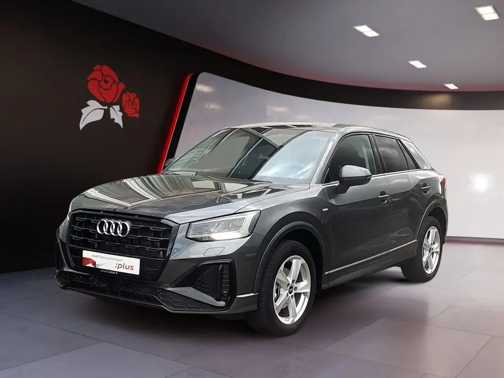 Photo 1 : Audi Q2 2024 Essence