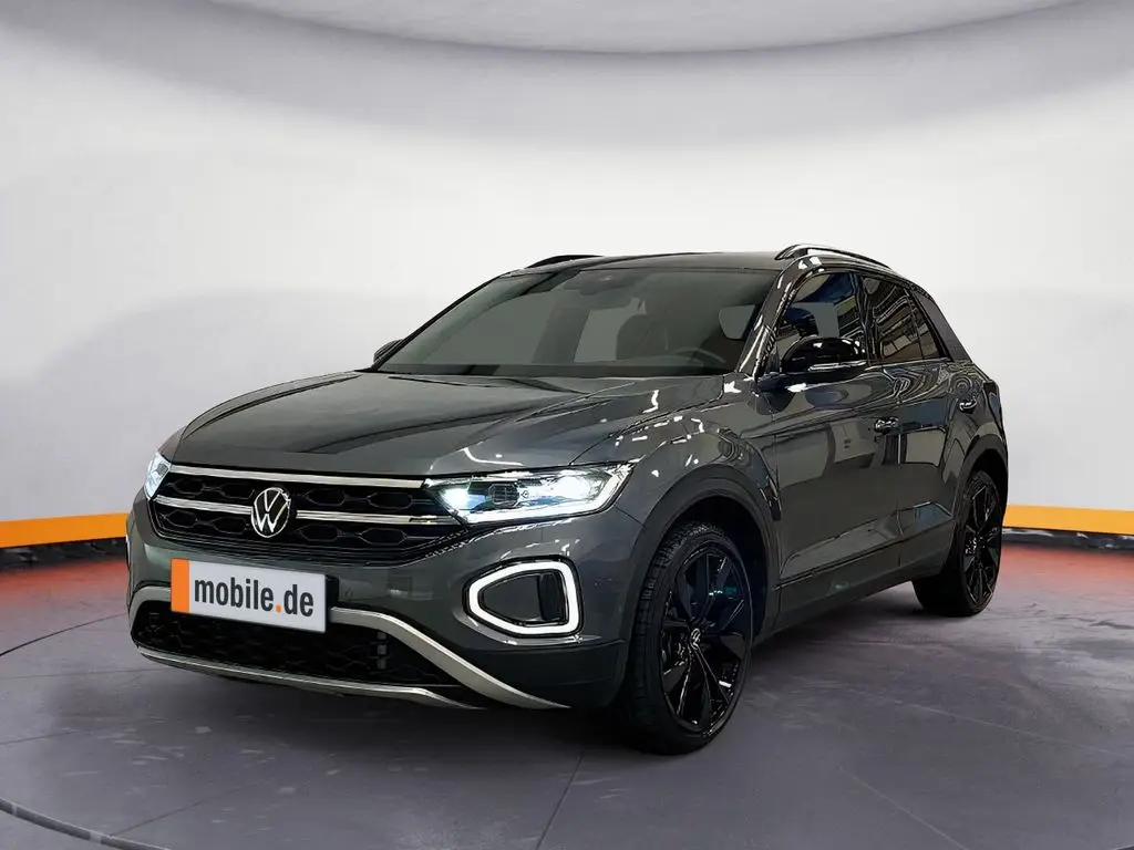 Photo 1 : Volkswagen T-roc 2023 Essence