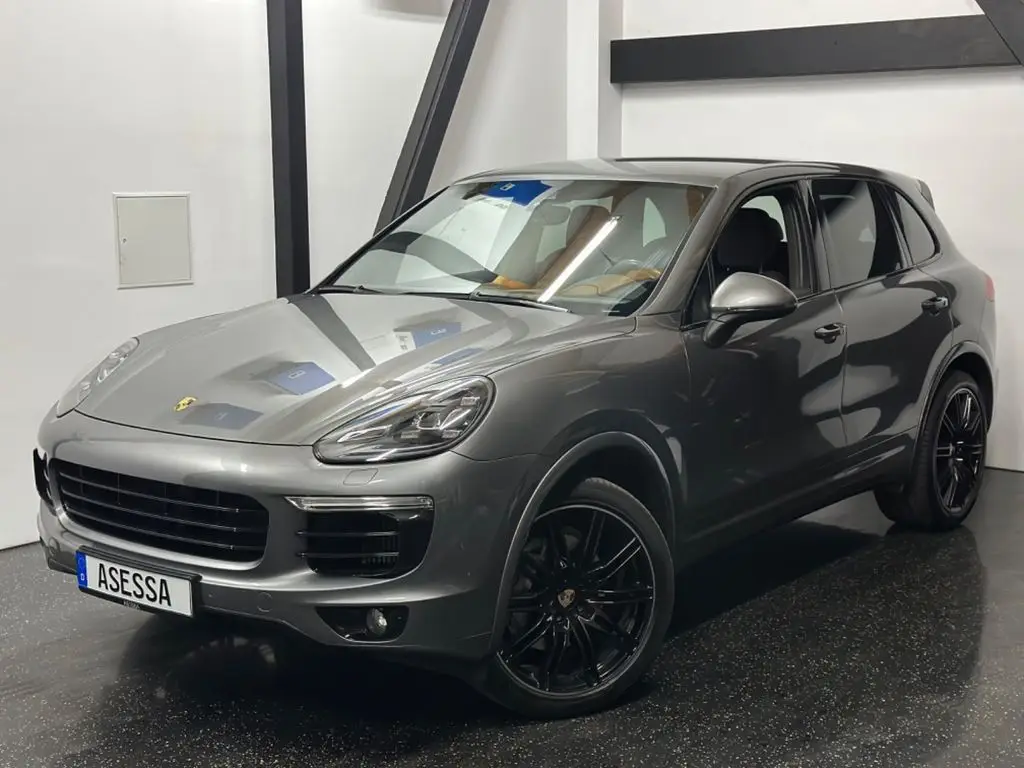 Photo 1 : Porsche Cayenne 2015 Diesel