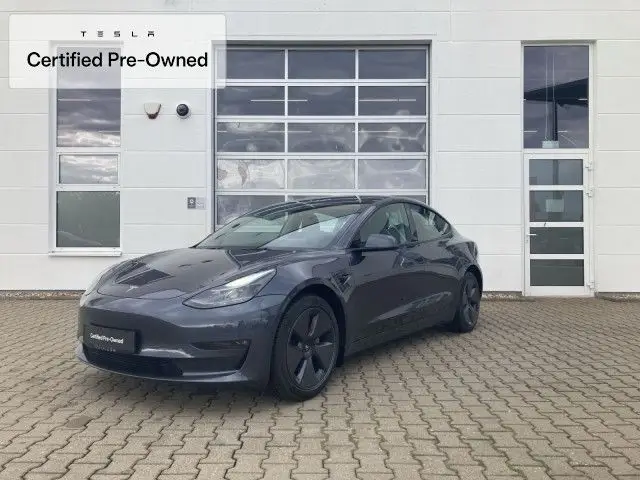 Photo 1 : Tesla Model 3 2022 Non renseigné