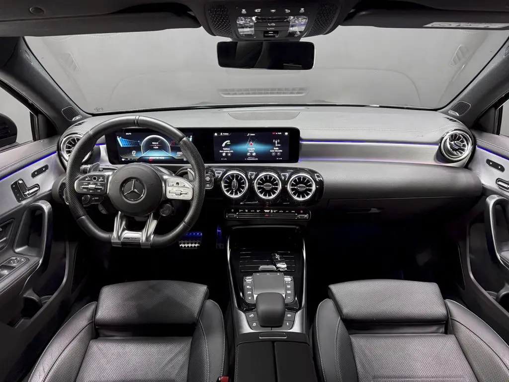 Photo 1 : Mercedes-benz Classe A 2023 Essence