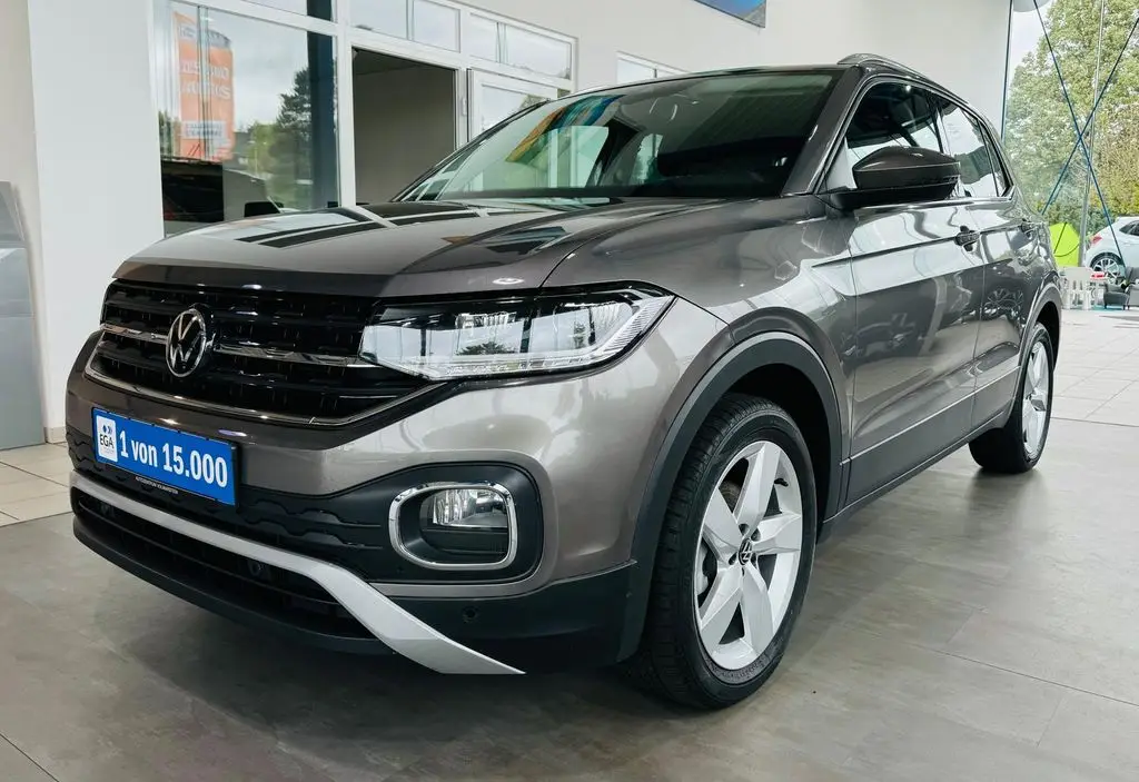 Photo 1 : Volkswagen T-cross 2021 Essence