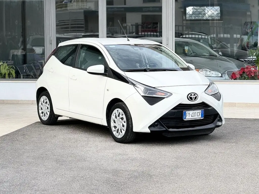 Photo 1 : Toyota Aygo X 2019 Essence