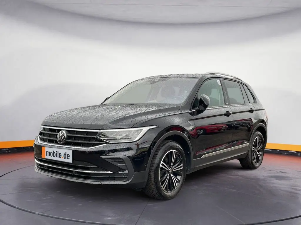 Photo 1 : Volkswagen Tiguan 2022 Essence