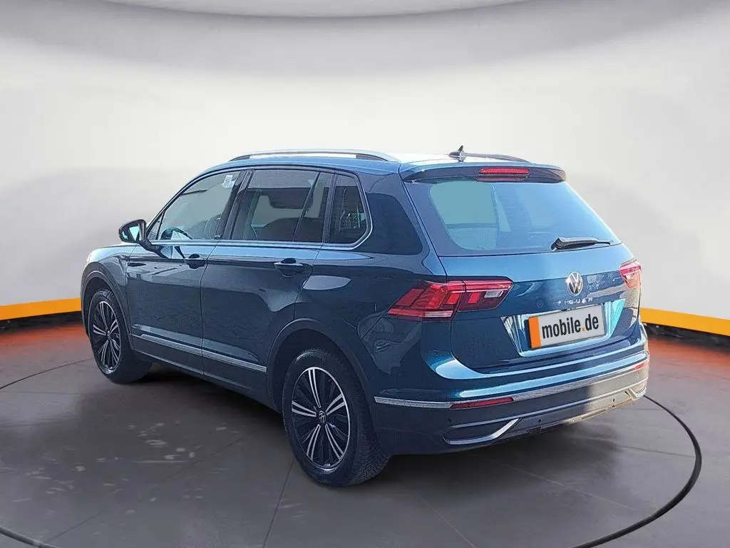 Photo 1 : Volkswagen Tiguan 2022 Essence