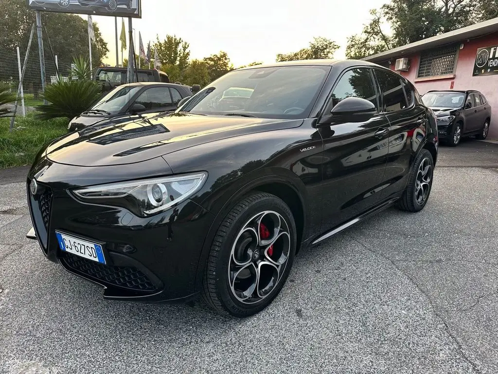 Photo 1 : Alfa Romeo Stelvio 2022 Petrol