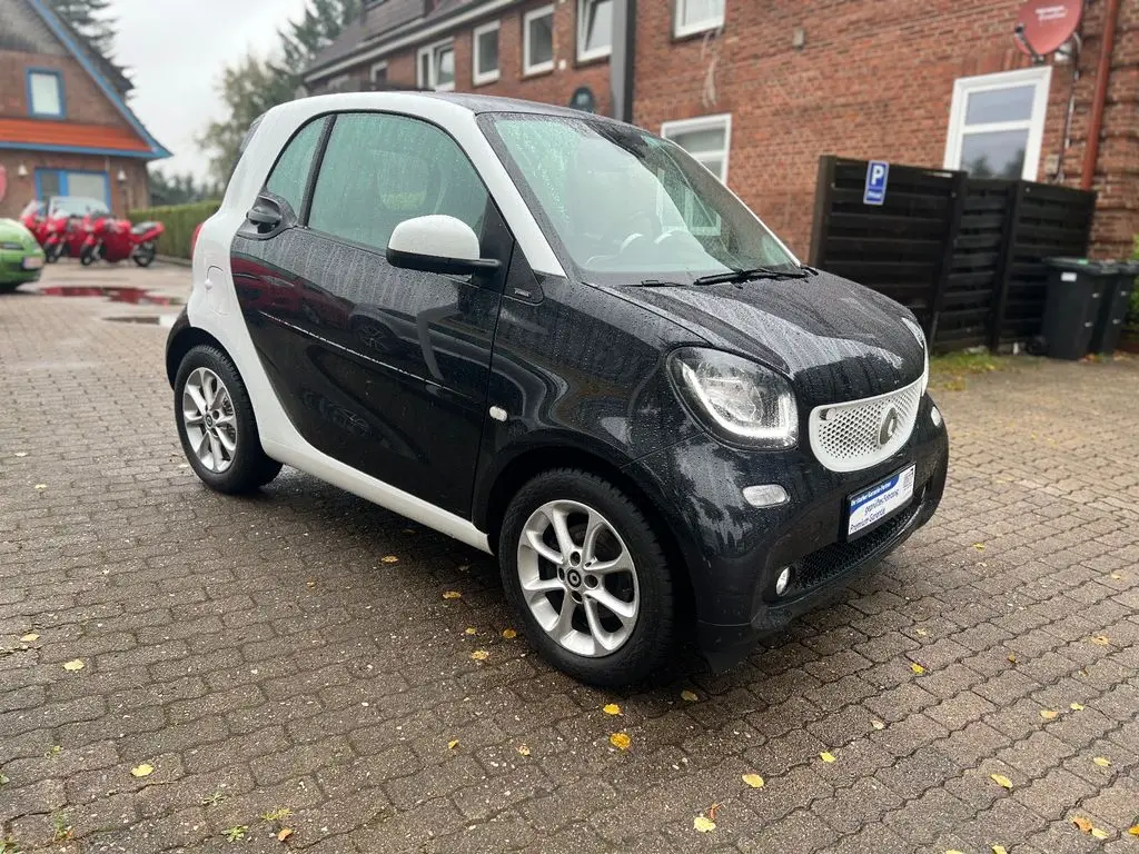 Photo 1 : Smart Fortwo 2015 Petrol