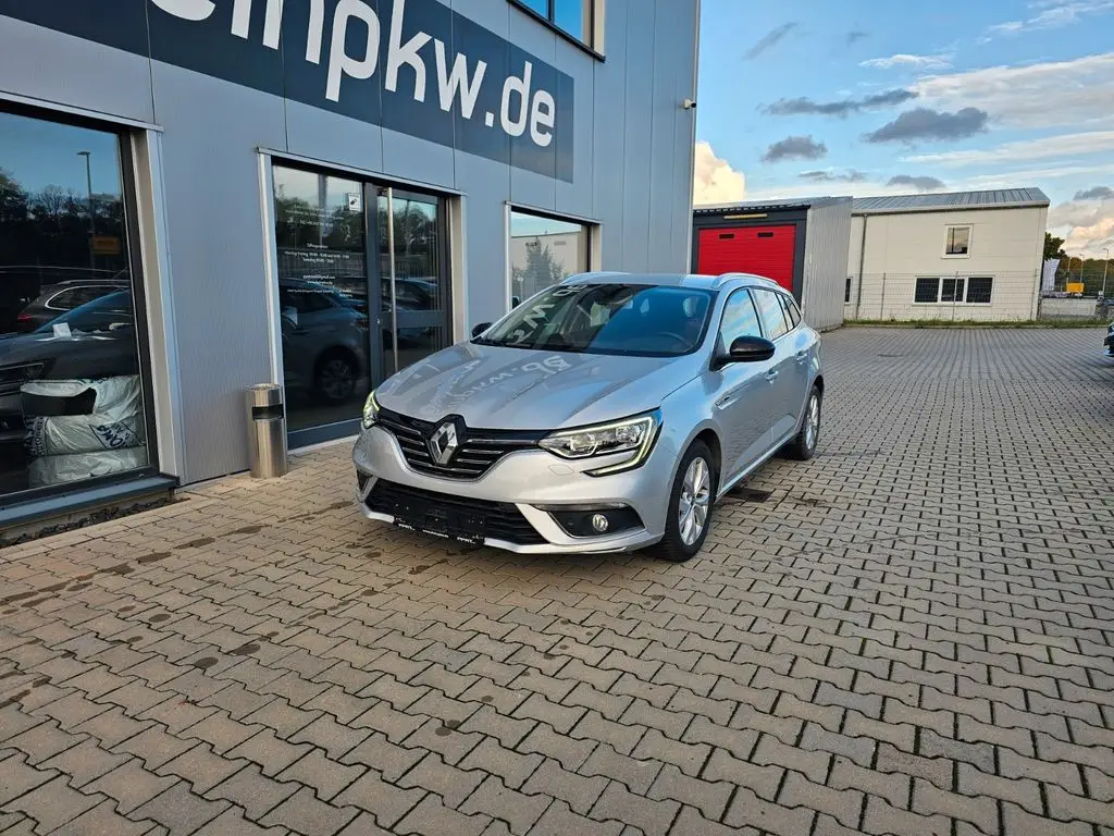 Photo 1 : Renault Megane 2020 Petrol