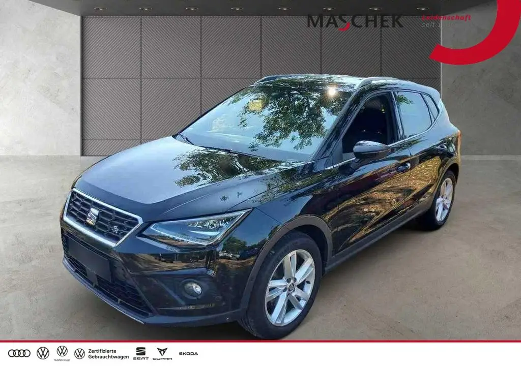 Photo 1 : Seat Arona 2021 Essence