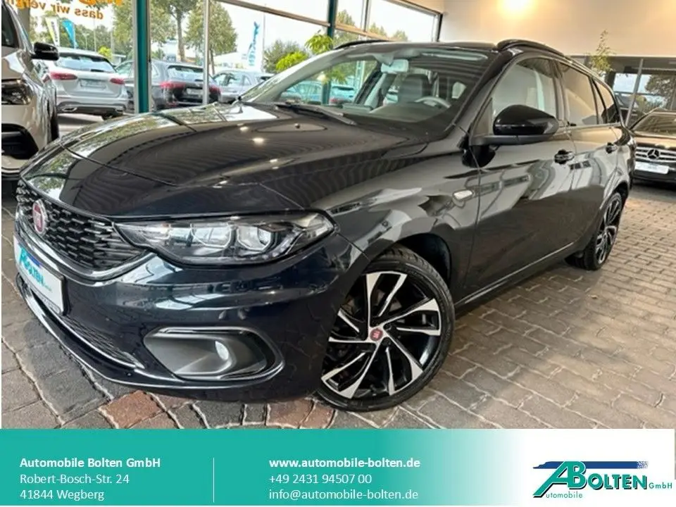 Photo 1 : Fiat Tipo 2018 Essence