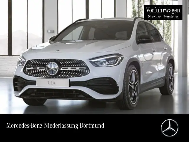 Photo 1 : Mercedes-benz Classe Gla 2023 Hybrid