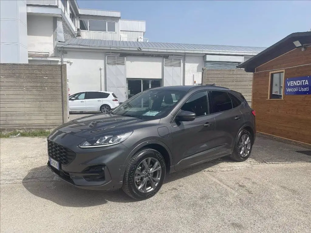 Photo 1 : Ford Kuga 2021 Hybrid