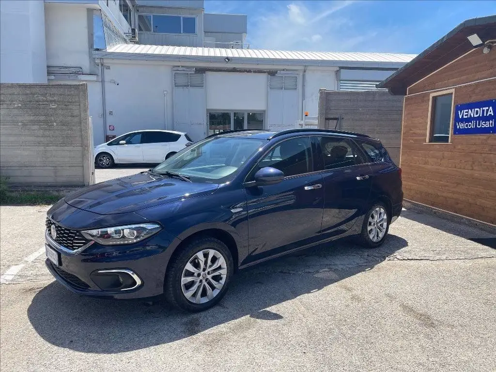 Photo 1 : Fiat Tipo 2017 Diesel