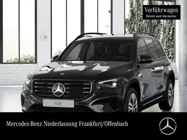 Photo 1 : Mercedes-benz Classe Glb 2024 Petrol