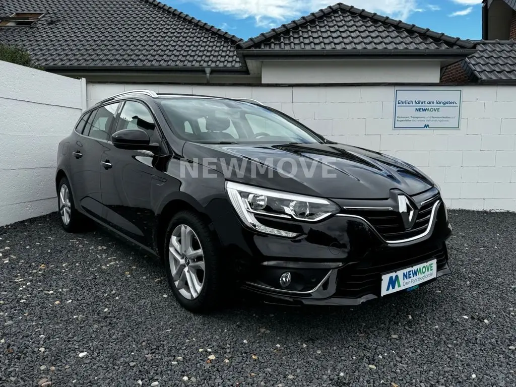 Photo 1 : Renault Megane 2019 Petrol