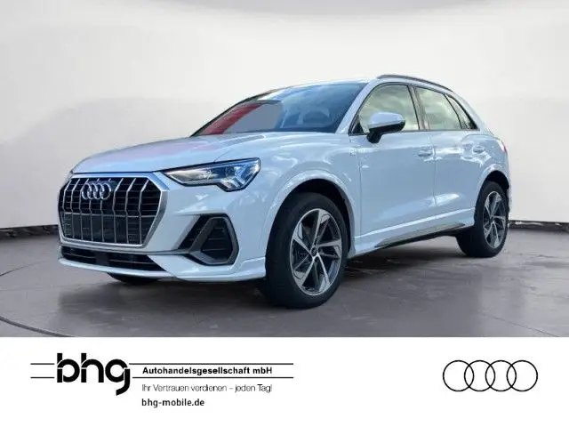 Photo 1 : Audi Q3 2024 Diesel