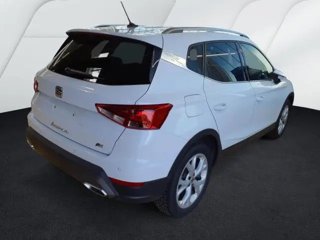 Photo 1 : Seat Arona 2023 Petrol