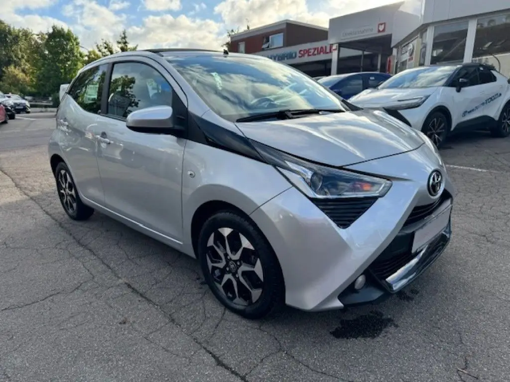 Photo 1 : Toyota Aygo X 2019 Petrol