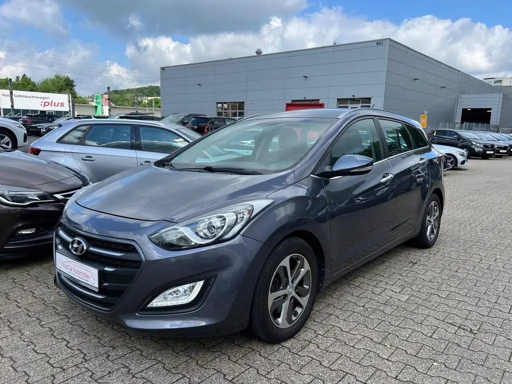 Photo 1 : Hyundai I30 2016 Diesel