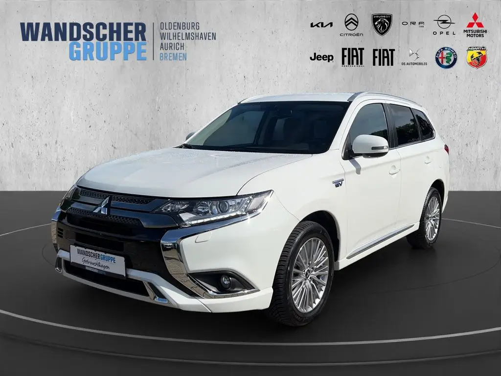 Photo 1 : Mitsubishi Outlander 2021 Hybrid