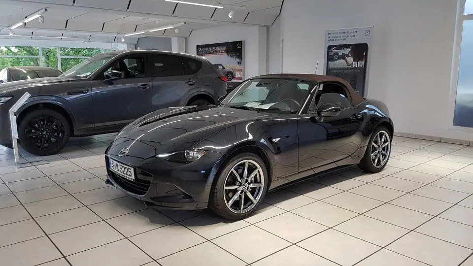 Photo 1 : Mazda Mx-5 2023 Essence