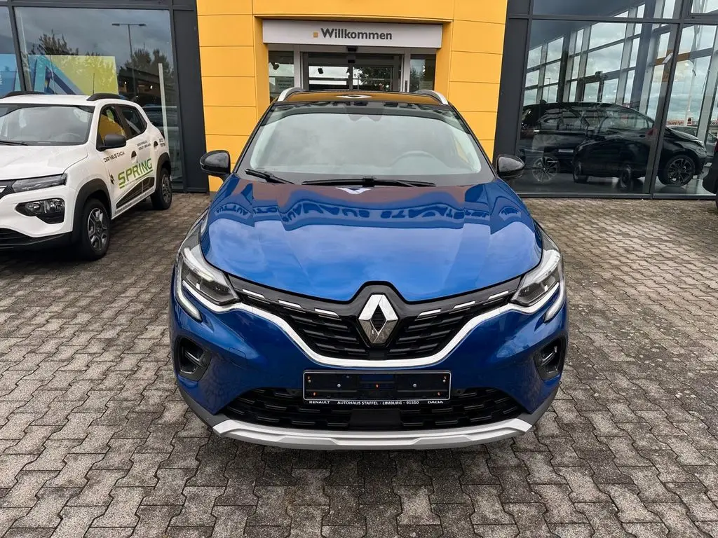 Photo 1 : Renault Captur 2021 Essence