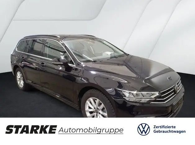 Photo 1 : Volkswagen Passat 2023 Diesel