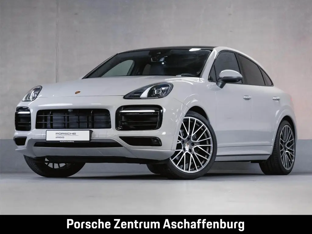 Photo 1 : Porsche Cayenne 2022 Essence