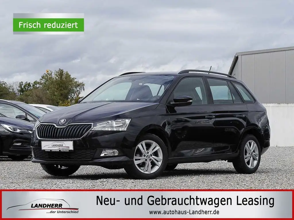 Photo 1 : Skoda Fabia 2022 Petrol